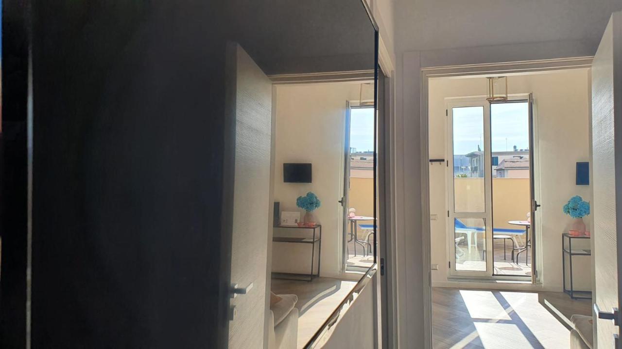Gli Appartamenti Del Duca Di Miroballo Nápoles Exterior foto